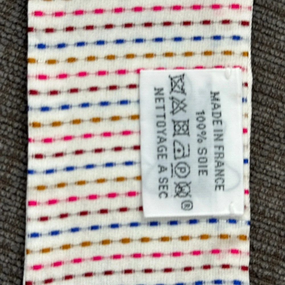 Hermes’ Twillie with Box and Tag - Picture 4 of 6